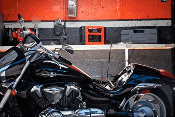 Cargador Bateria Inteligente 25a Black & Decker Auto Moto BC25-AR